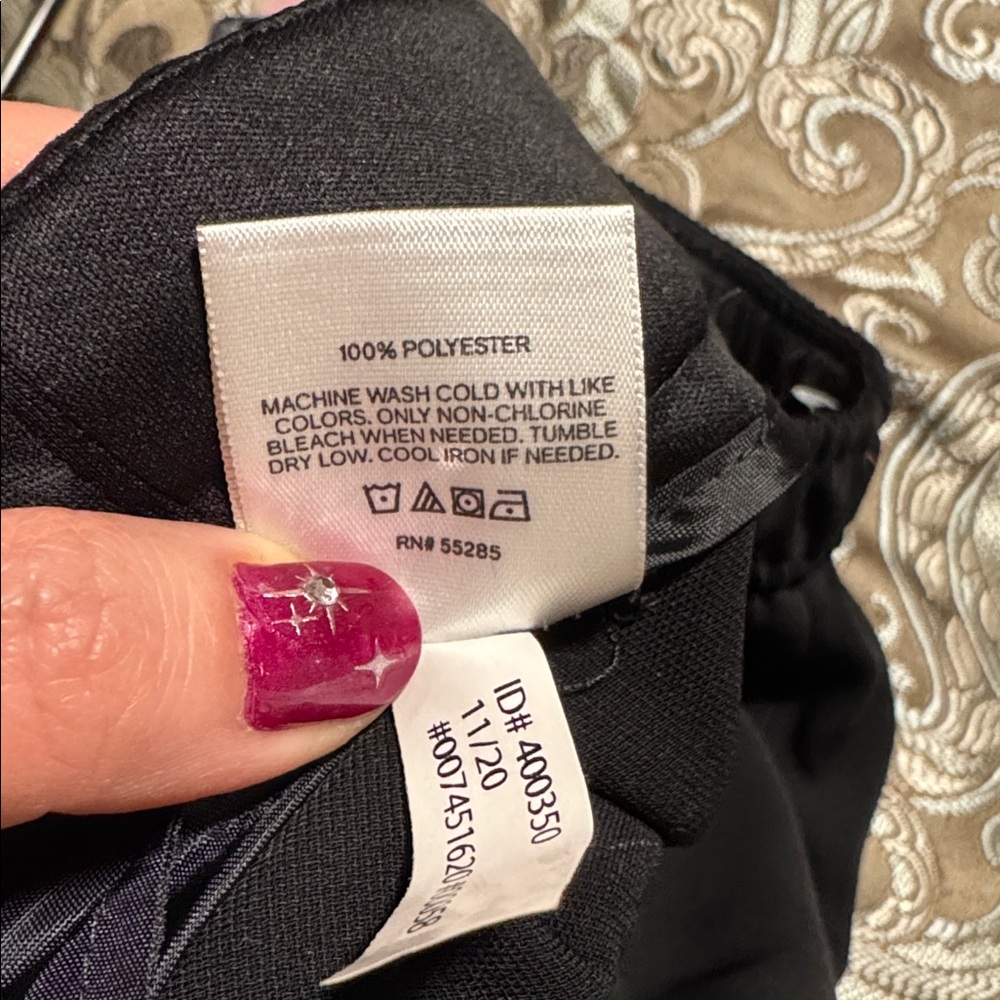 EXPRESS black ankle pants - Picture 9 of 9